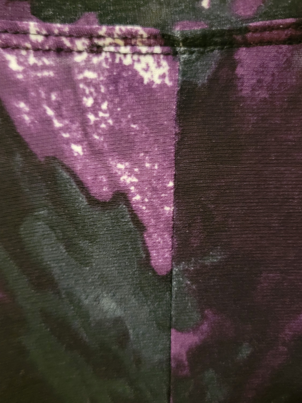 ⭐️ Pretty Woman -  Black and Purple V-Neck - A-Line Tunic - Picture 5 of 5